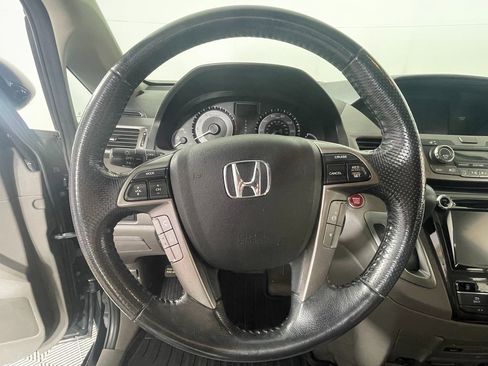 Used 2016 Honda Odyssey Touring Elite image 16