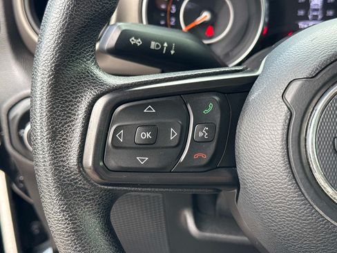 Used 2018 Jeep Wrangler Unlimited Sport AWD/4WD image 29