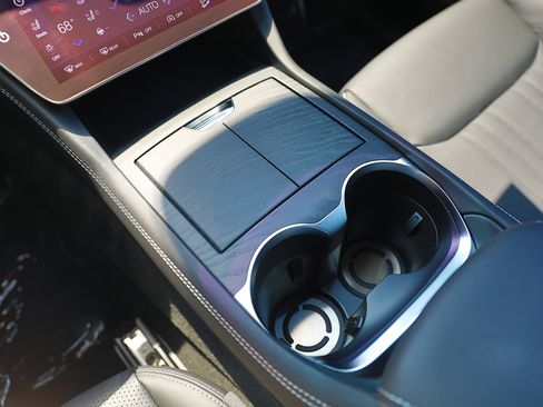 New 2024 Maserati Grecale GT image 27