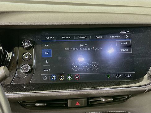 Used 2023 Buick Envision Preferred image 19