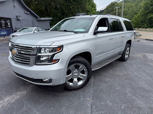 Used 2015 Chevrolet Suburban LTZ AWD/4WD image 18