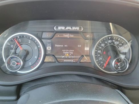 Used 2024 RAM 2500 Laramie image 15