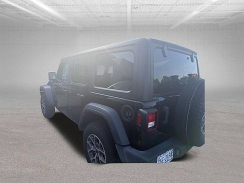 Used 2024 Jeep Wrangler Unlimited Sport AWD/4WD image 2