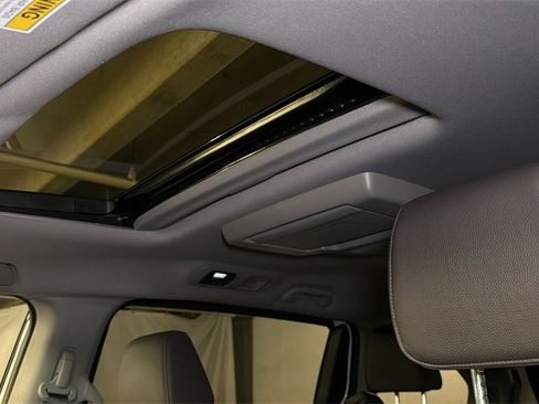 Used 2019 Honda Odyssey Elite image 6