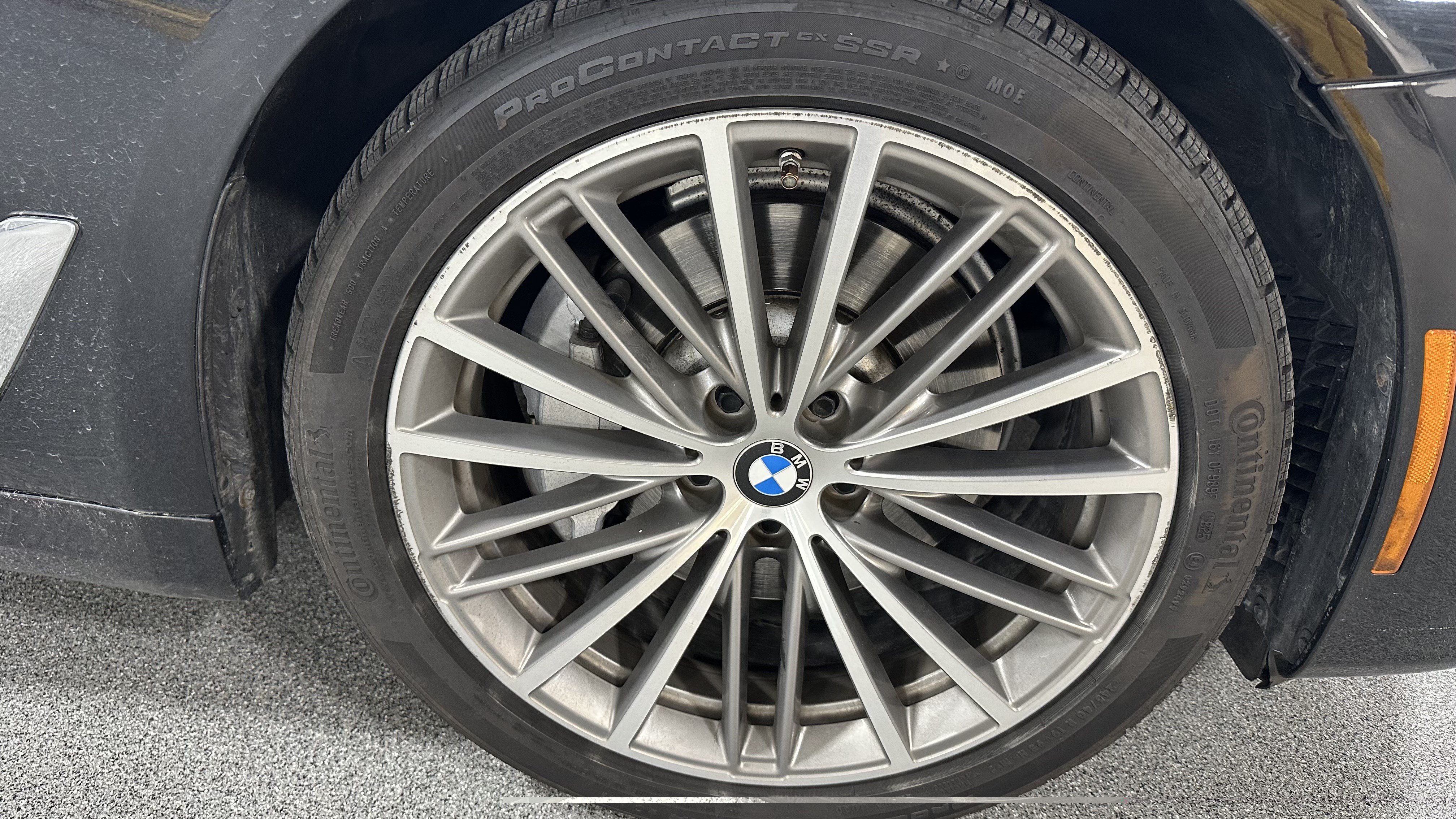 Used 2019 BMW 530i xDrive w/ Luxury Package AWD/4WD image 16