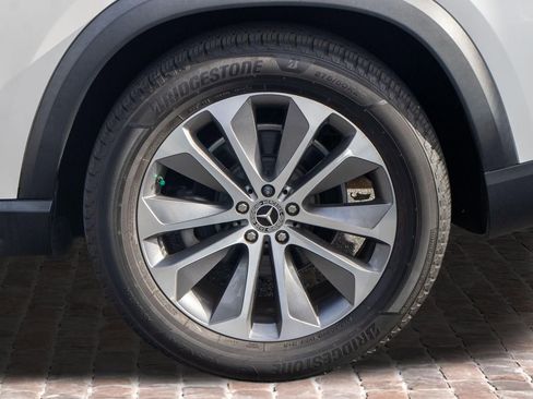 Used 2021 Mercedes-Benz GLE 350 GLE 350 w/ 3rd Row Seat Package image 44