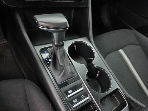 Certified 2025 Hyundai Sonata SE FWD image 12