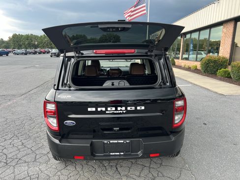 Used 2023 Ford Bronco Sport Outer Banks w/ Tech Package AWD/4WD image 10