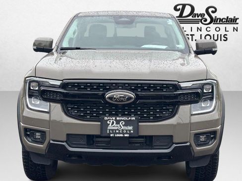 Used 2025 Ford Ranger Lariat w/ FX4 Off-Road Package AWD/4WD image 8