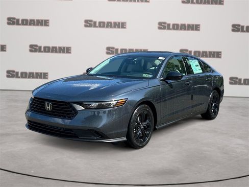 New 2025 Honda Accord SE image 1