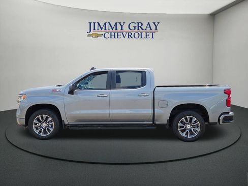 New 2026 Chevrolet Silverado 1500 RST w/ Convenience Package II AWD/4WD image 2
