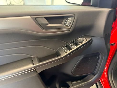 Used 2024 Ford Escape Active AWD/4WD image 28