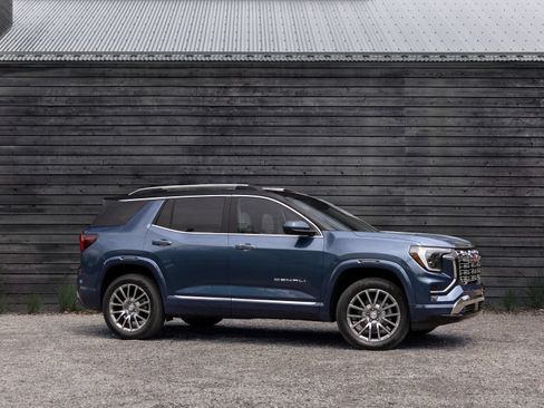 New 2027 GMC Terrain Elevation w/ Elevation Premium Package FWD image 2