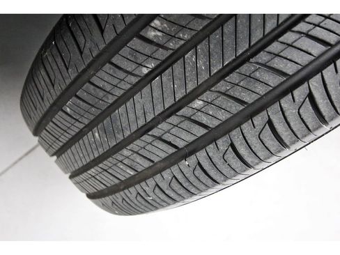 Used 2025 Nissan Sentra SV w/ All-Weather Package image 28