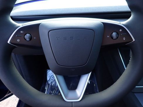 Used 2026 Tesla Model Y Long Range AWD/4WD image 18