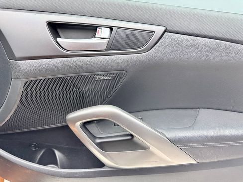 Used 2016 Hyundai Veloster Turbo w/ Option Group 04 image 16