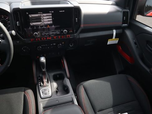 New 2026 Nissan Frontier PRO-4X w/ Pro-4x Convenience Package image 12