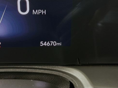 Used 2024 Buick Encore GX Sport Touring image 13