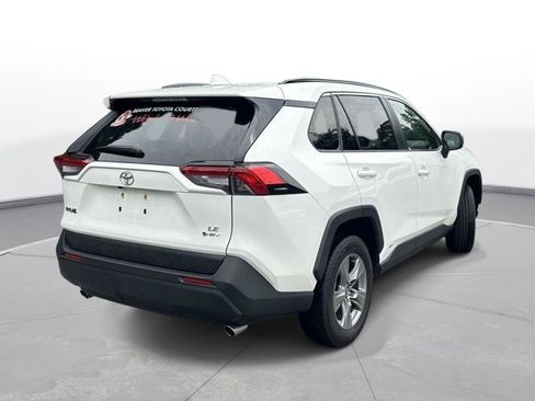 Certified 2025 Toyota RAV4 LE AWD/4WD image 6