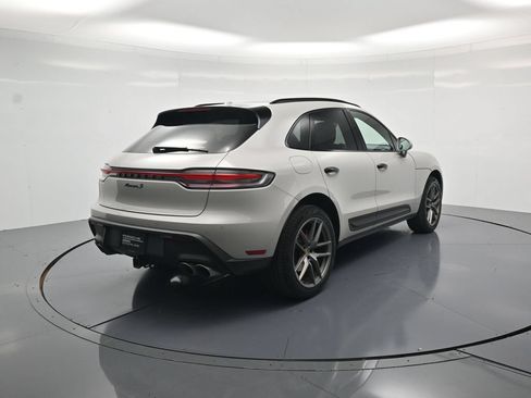 Certified 2022 Porsche Macan S AWD/4WD image 38