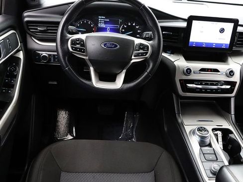 Certified 2022 Ford Explorer XLT AWD/4WD image 15