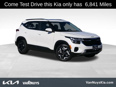 Certified 2025 Kia Seltos EX w/ EX Sunroof Package