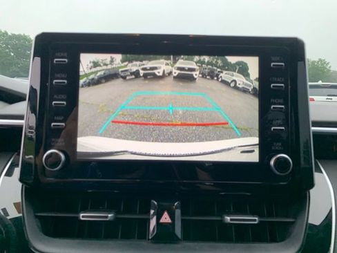 Used 2020 Toyota Corolla SE FWD image 32