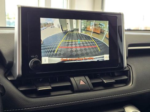 Used 2025 Toyota RAV4 LE image 30