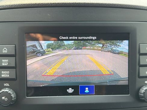 Used 2023 Mercedes-Benz Metris Passenger image 10