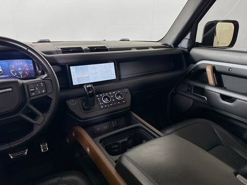 Used 2021 Land Rover Defender 110 X AWD/4WD image 26
