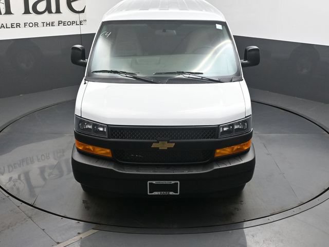 New 2026 Chevrolet Express 2500 w/ Driver Convenience Package RWD image 38
