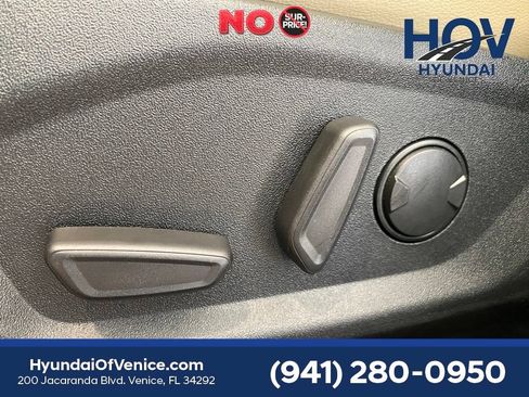 Used 2020 Ford Edge SEL FWD image 22