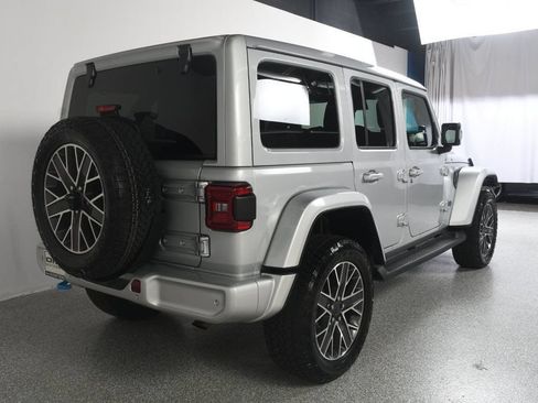 Used 2024 Jeep Wrangler High Altitude AWD/4WD image 8