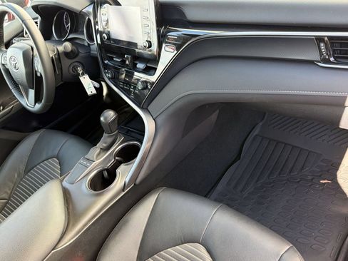 Used 2024 Toyota Camry SE FWD image 34