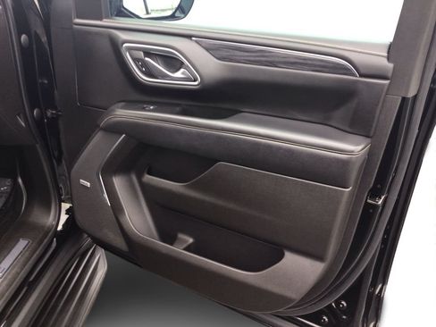 Used 2021 GMC Yukon SLT w/ SLT Premium Package AWD/4WD image 21