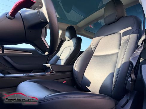 Used 2023 Tesla Model 3 Standard Range image 6