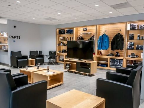 Used 2026 Mercedes-Benz GLC 350e 4MATIC image 37