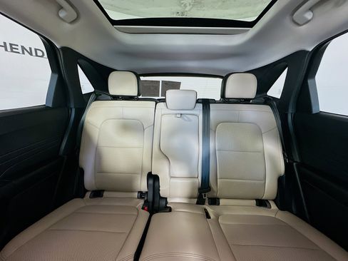 Used 2022 Ford Escape SEL image 30