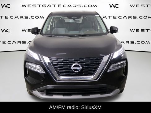Used 2023 Nissan Rogue SV FWD image 2