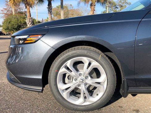 New 2025 Honda Accord LX image 18