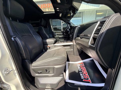 Used 2018 RAM 3500 Laramie Longhorn image 43