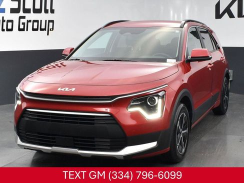 Used 2025 Kia Niro EX FWD image 1