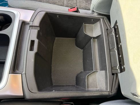 Used 2018 RAM 1500 Big Horn image 28