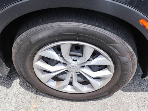 Used 2025 Honda CR-V LX image 8