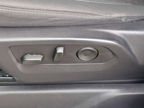 Used 2024 Chevrolet Silverado 1500 Custom RWD image 21