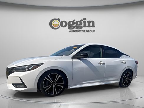 Used 2021 Nissan Sentra SR w/ SR Premium Package image 6