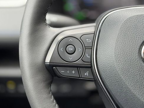 Used 2024 Toyota RAV4 XSE w/ Advanced Technology Package image 11