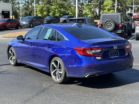 Used 2022 Honda Accord Sport image 9