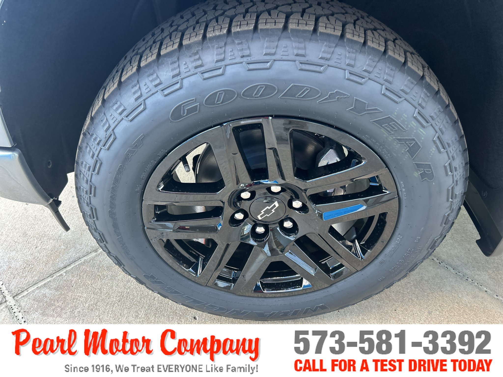 New 2026 Chevrolet Silverado 1500 RST w/ RST Select Package AWD/4WD image 8