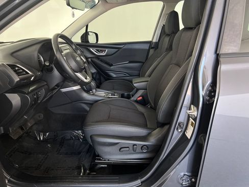 Used 2021 Subaru Forester Premium AWD/4WD image 11